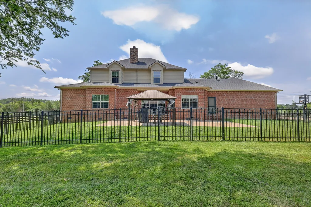 6738 Flat Creek Road College Grove TN 37046