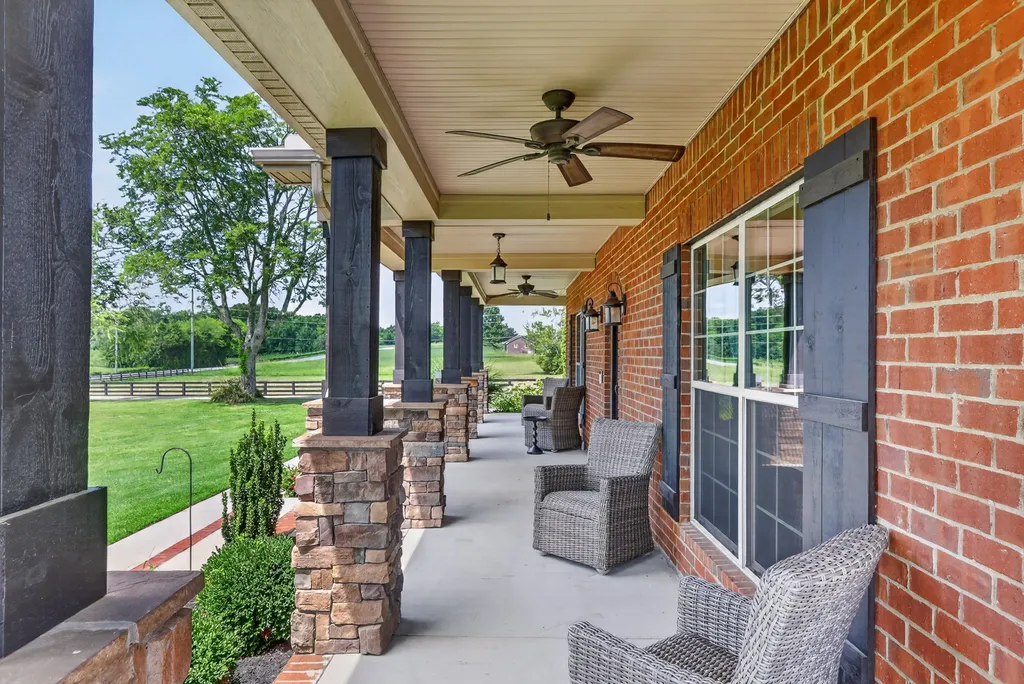 6738 Flat Creek Road College Grove TN 37046