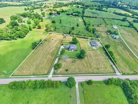6738 Flat Creek Road College Grove TN 37046