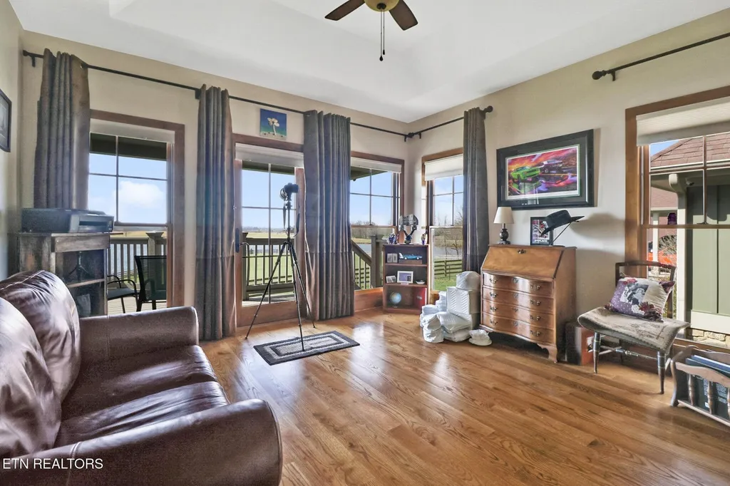1201 Bridle Trail Spencer TN 38585