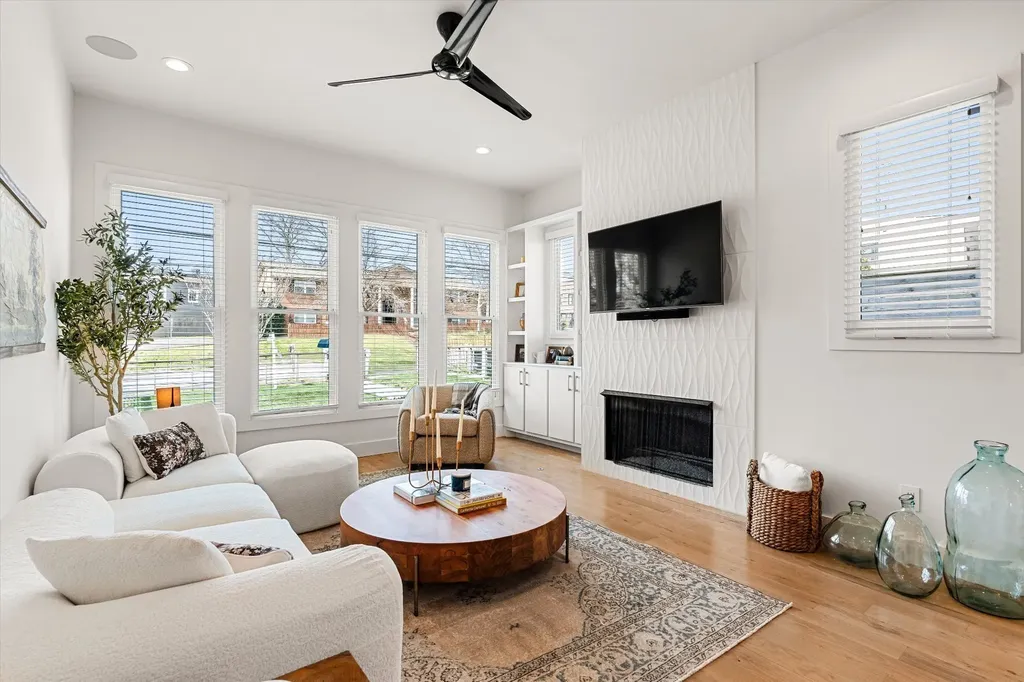 307 S 10th Street Nashville TN 37206