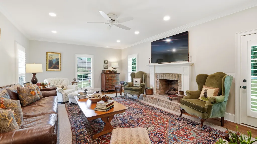 108 Kings Place Tullahoma TN 37388