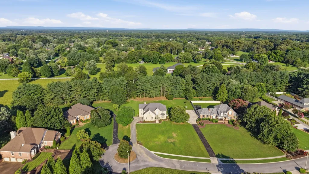 108 Kings Place Tullahoma TN 37388