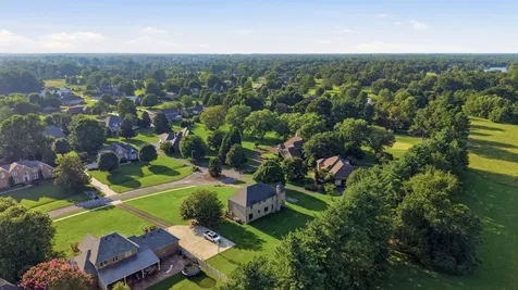 108 Kings Place Tullahoma TN 37388