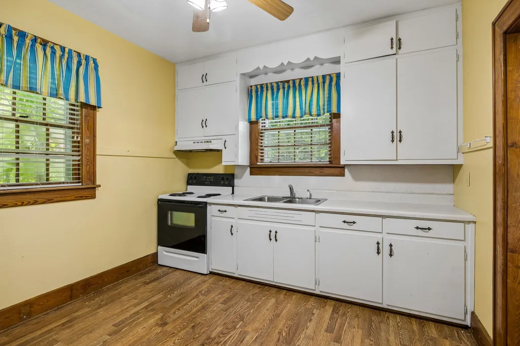 2116 Denham Avenue Columbia TN 38401