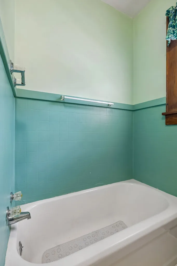 2116 Denham Avenue Columbia TN 38401