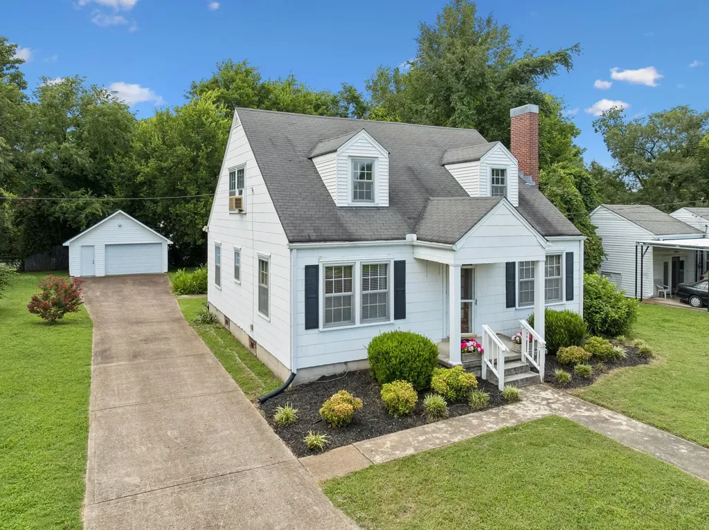 2116 Denham Avenue Columbia TN 38401