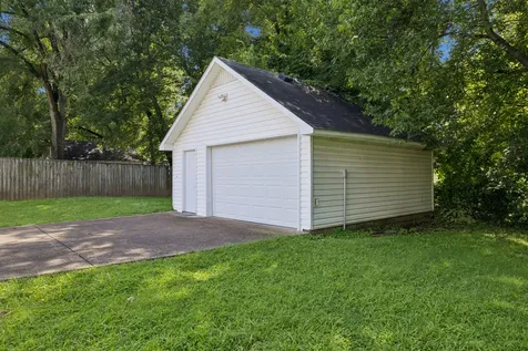 2116 Denham Avenue Columbia TN 38401