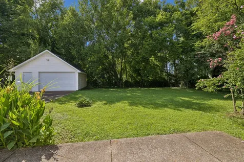 2116 Denham Avenue Columbia TN 38401