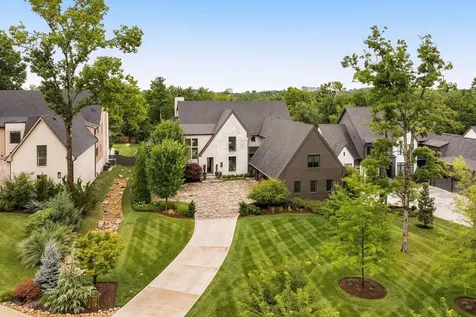 3718 Woodlawn Drive Nashville TN 37215