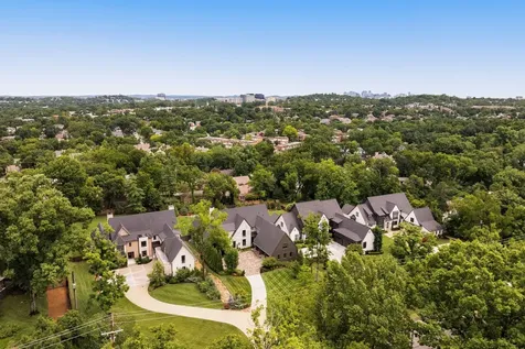 3718 Woodlawn Drive Nashville TN 37215