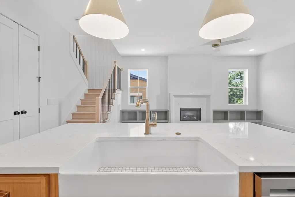 633 Claridge Drive Nashville TN 37214