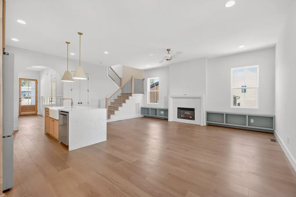 633 Claridge Drive Nashville TN 37214