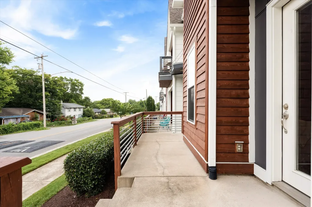 672 James Avenue Nashville TN 37209