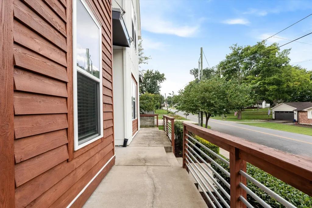 672 James Avenue Nashville TN 37209