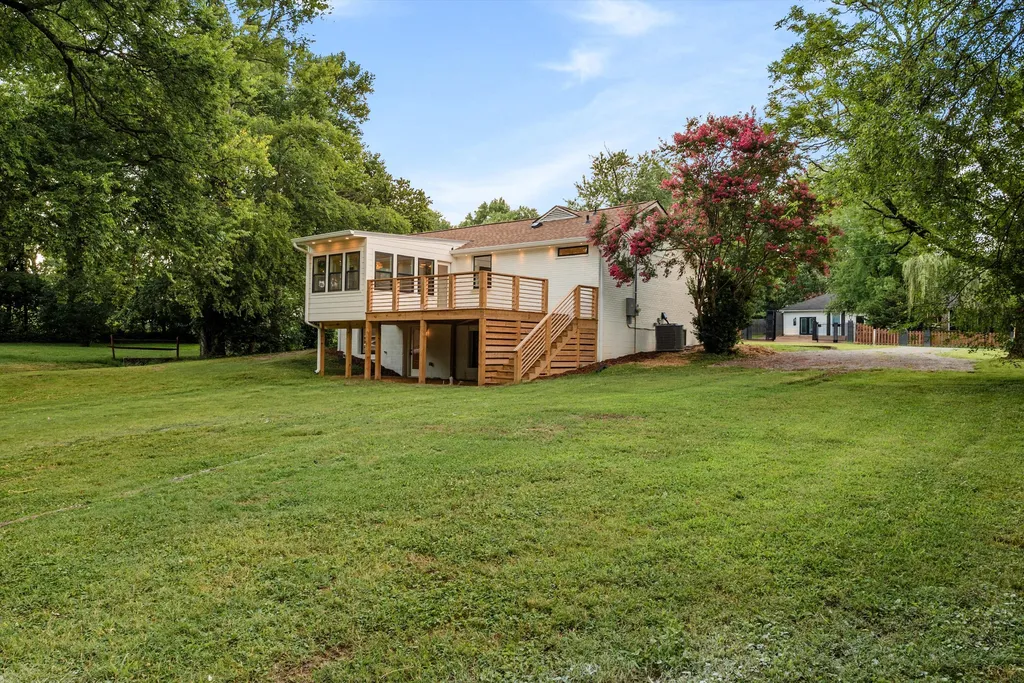 2881 Lyncrest Drive Nashville TN 37214