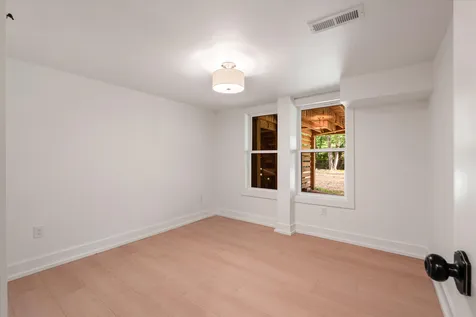 2881 Lyncrest Drive Nashville TN 37214
