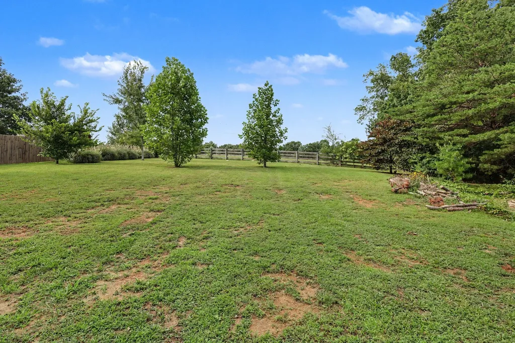 7204 Affirmed Court Fairview TN 37062