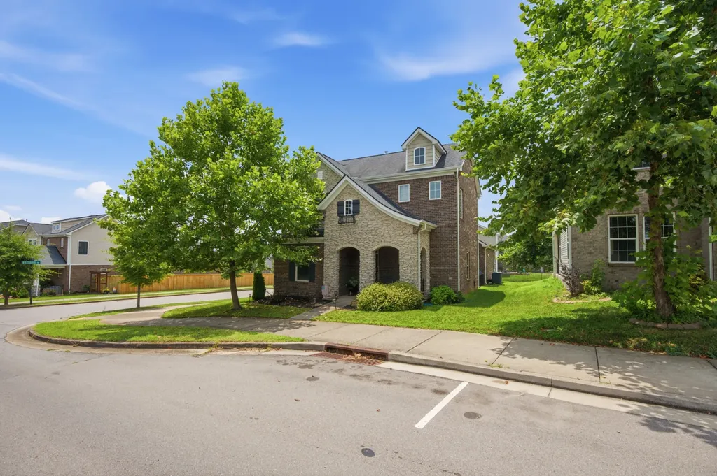3732 Hoggett Ford Road Hermitage TN 37076