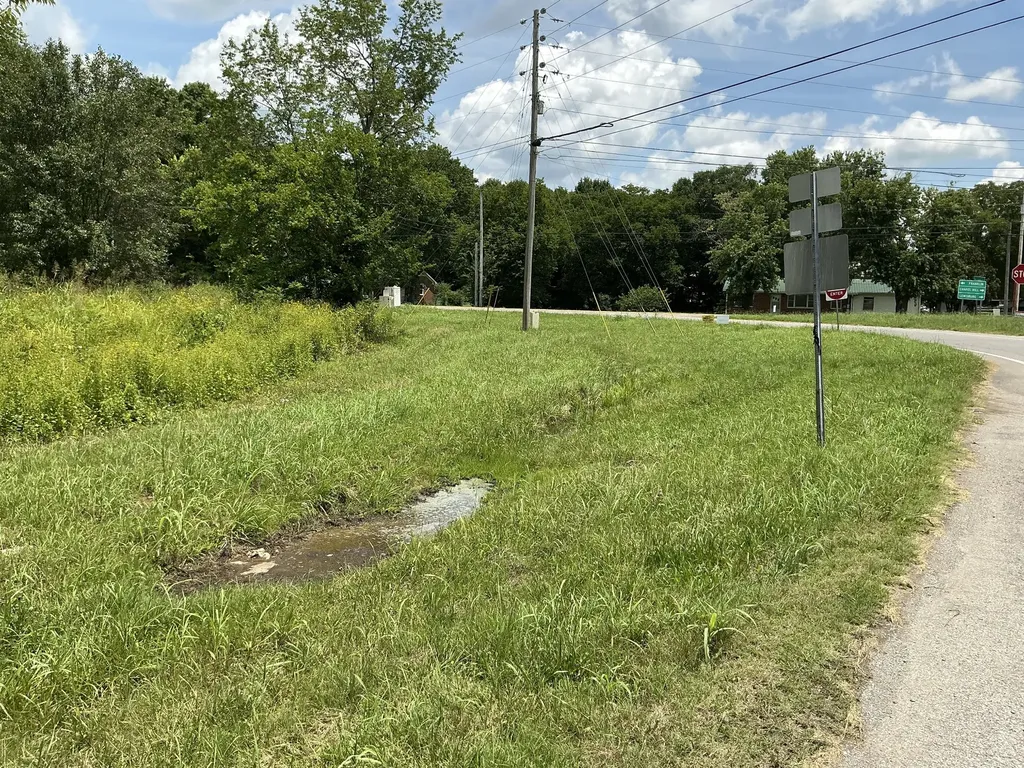 0 Bear Creek Pike Columbia TN 38401