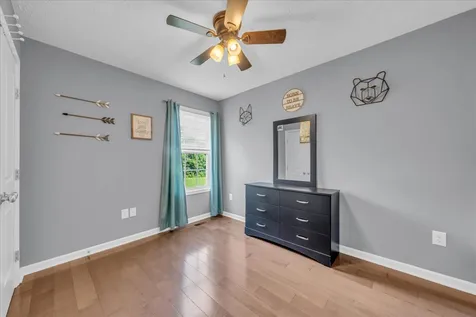 3366 Oak Grove Road Decherd TN 37324