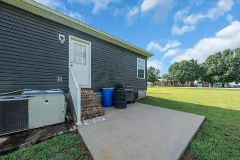 3366 Oak Grove Road Decherd TN 37324