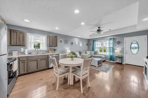 3366 Oak Grove Road Decherd TN 37324