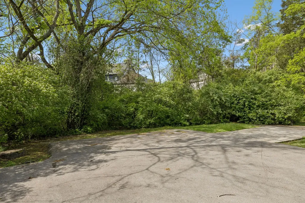 1307 Old Hickory Boulevard Brentwood TN 37027