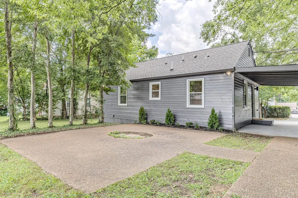 916 Goodbar Drive Nashville TN 37217