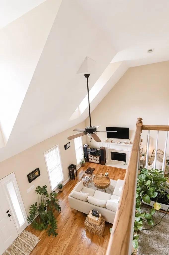 101 Brook Hollow Court Bon Aqua TN 37025
