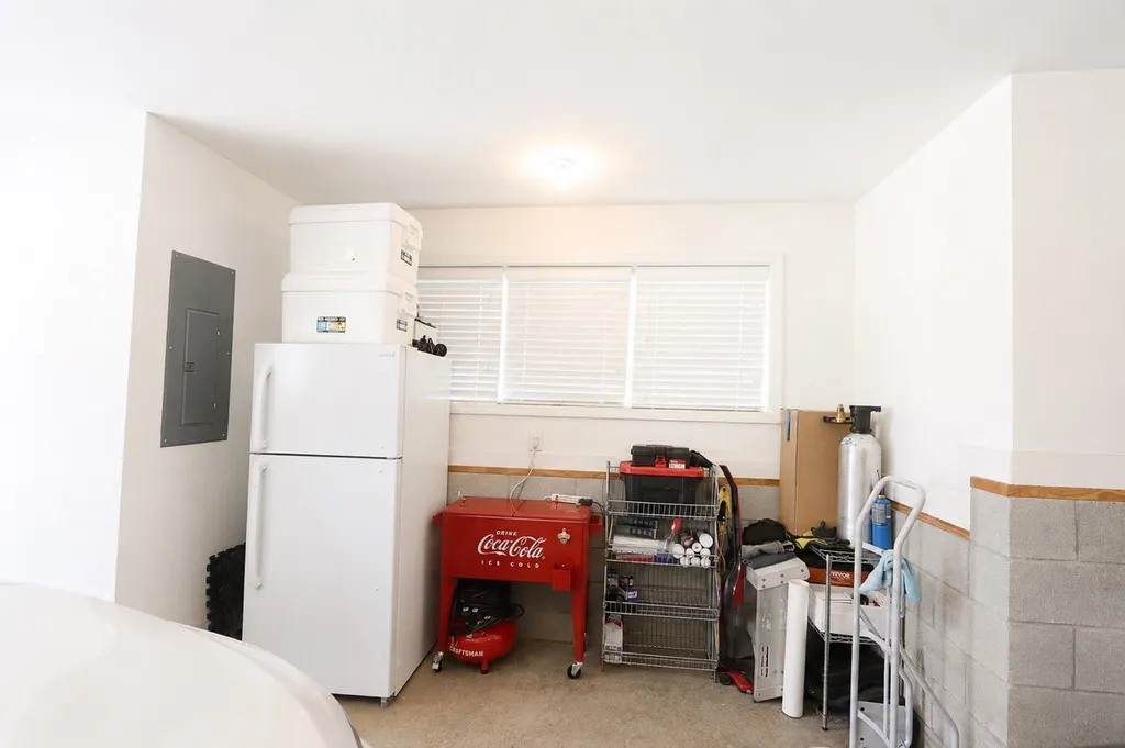 101 Brook Hollow Court Bon Aqua TN 37025