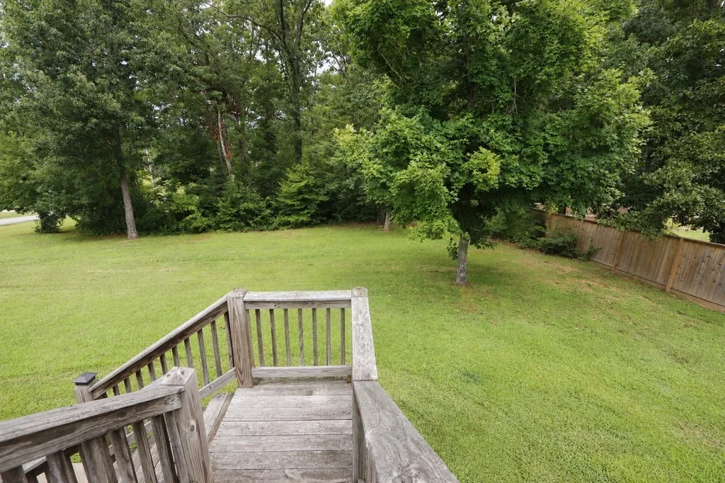 101 Brook Hollow Court Bon Aqua TN 37025