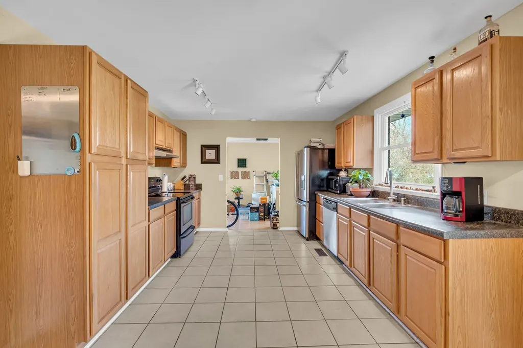 5122 Edmondson Pike Nashville TN 37211