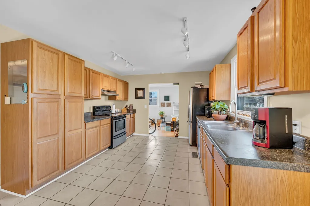 5122 Edmondson Pike Nashville TN 37211