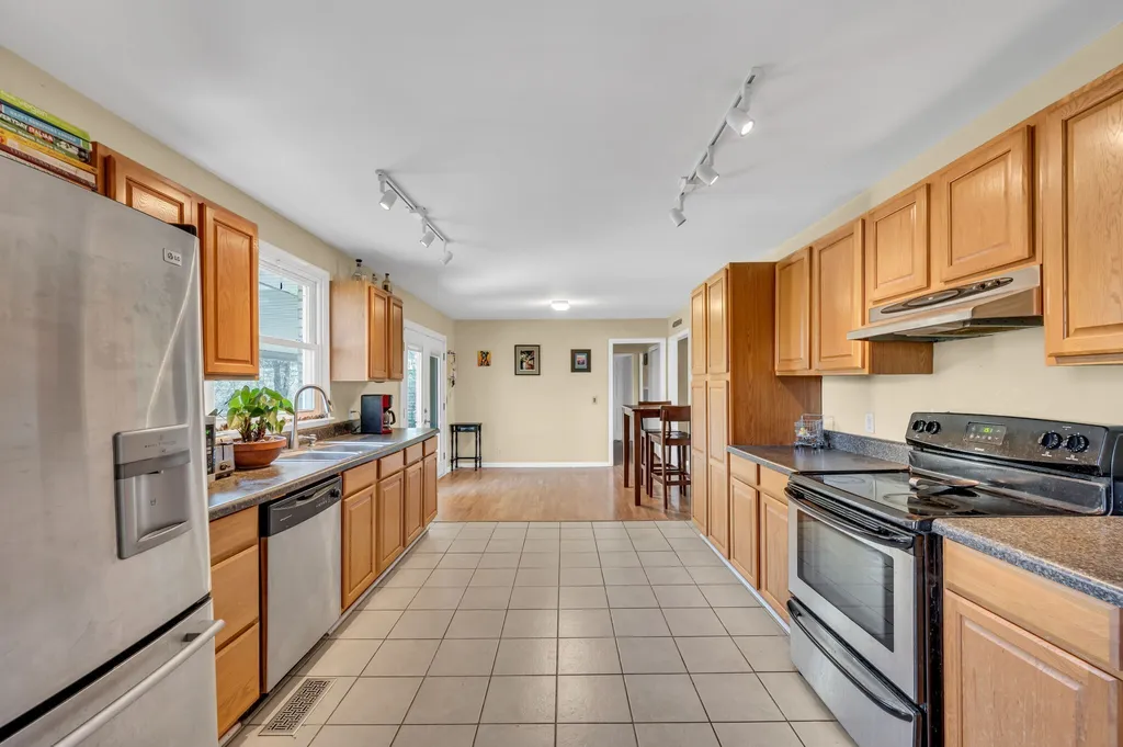 5122 Edmondson Pike Nashville TN 37211