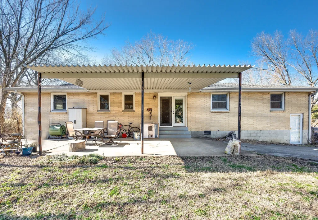 5122 Edmondson Pike Nashville TN 37211