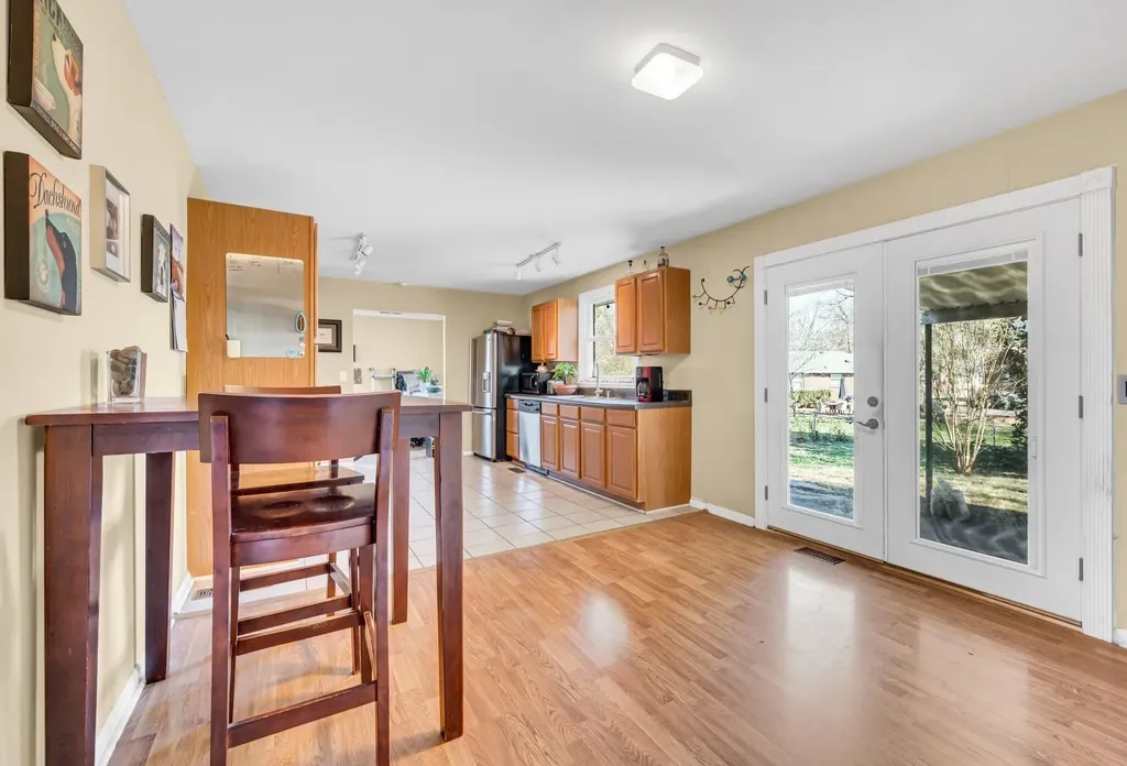 5122 Edmondson Pike Nashville TN 37211