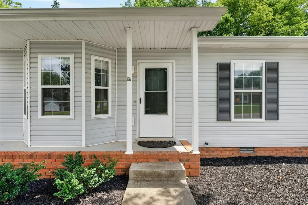 2831 Teakwood Drive Clarksville TN 37040