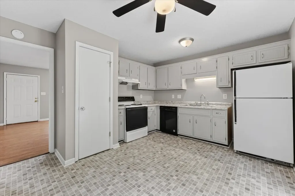 2831 Teakwood Drive Clarksville TN 37040