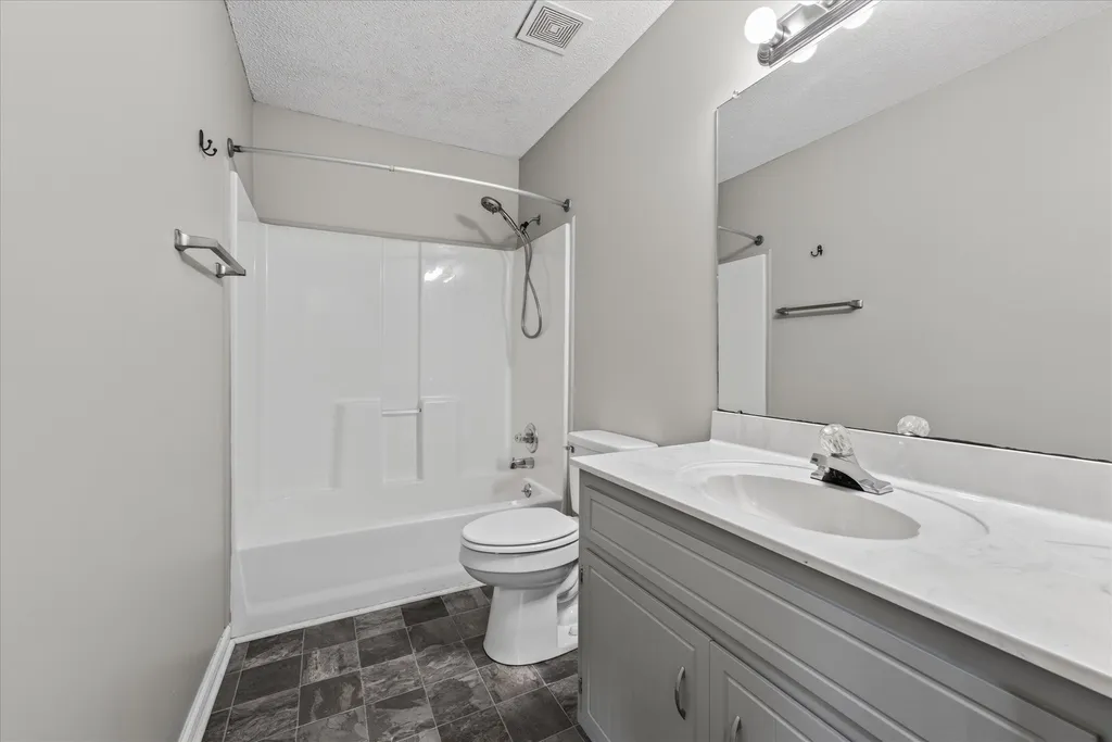 2831 Teakwood Drive Clarksville TN 37040