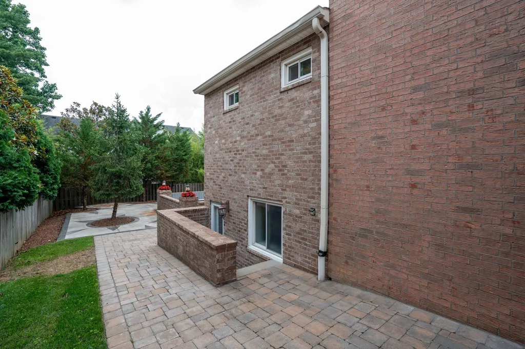 5208 Cochran Drive Nashville TN 37220