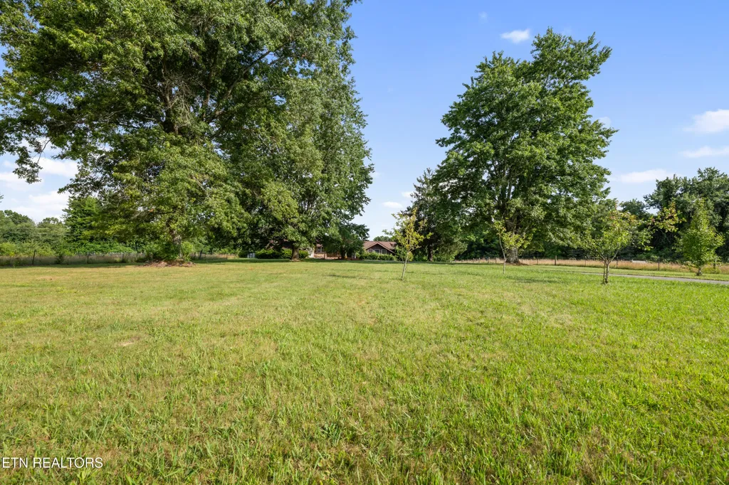 820 Highway 68 Crossville TN 38555