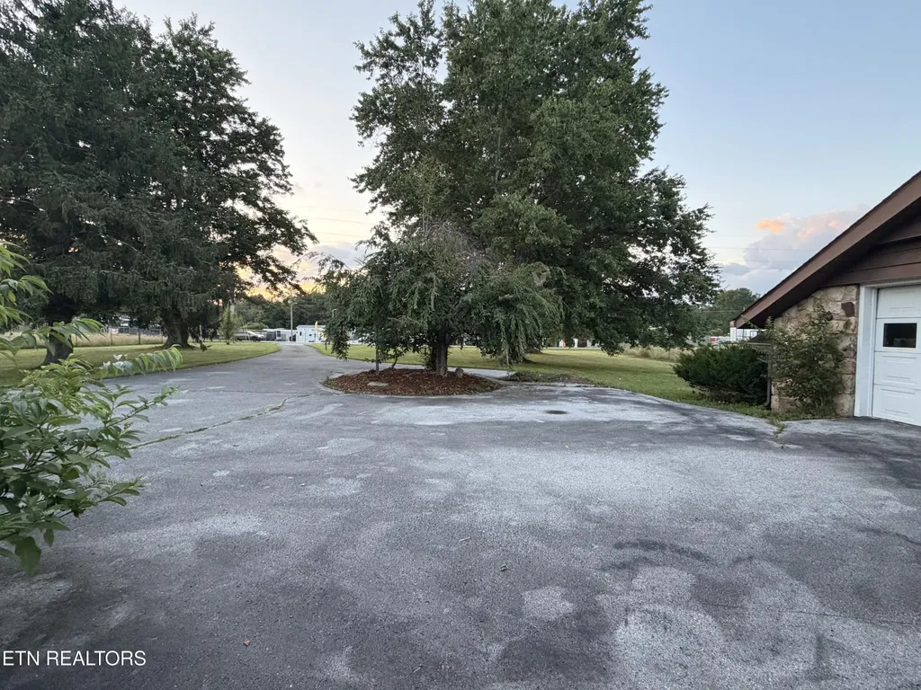 820 Highway 68 Crossville TN 38555