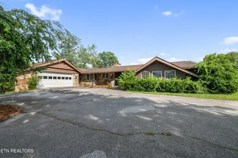 820 Highway 68 Crossville TN 38555