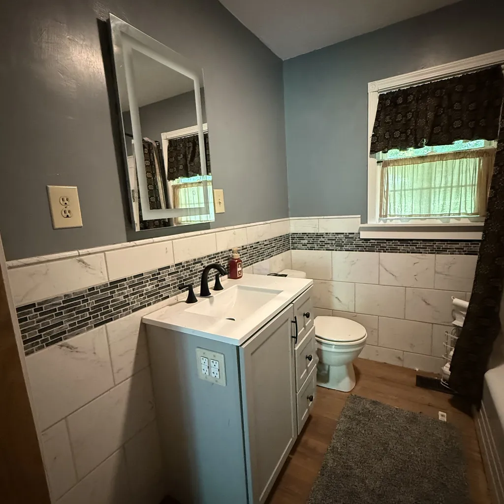 2625 Wartrace Highway Whitleyville TN 38588