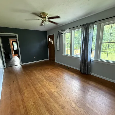2625 Wartrace Highway Whitleyville TN 38588