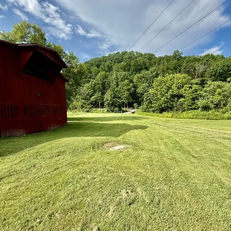 2625 Wartrace Highway Whitleyville TN 38588