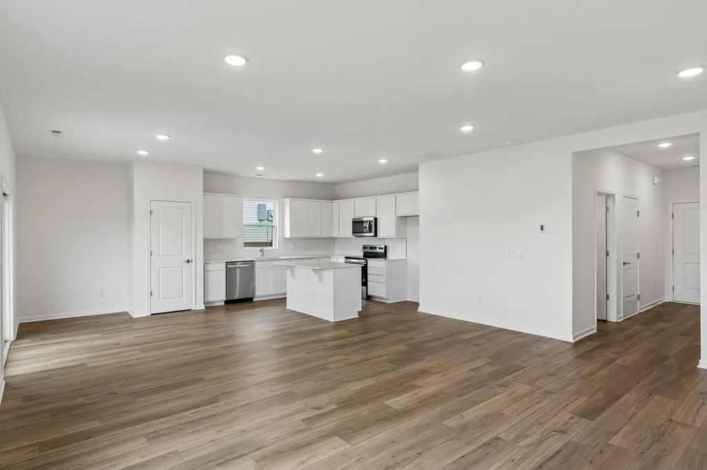 3274 Barrel Oak Pass Columbia TN 38401