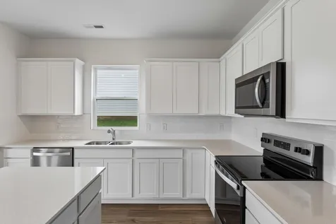 3274 Barrel Oak Pass Columbia TN 38401