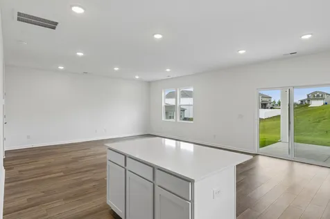 3274 Barrel Oak Pass Columbia TN 38401